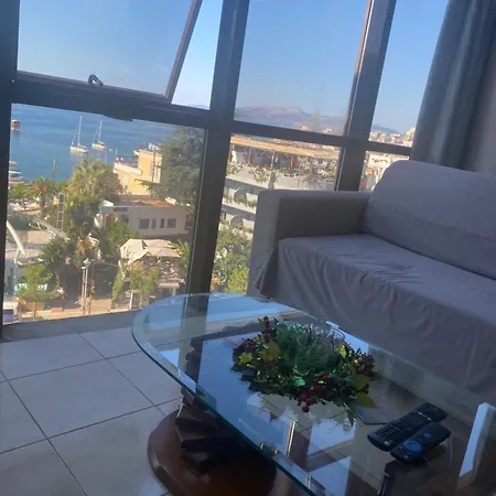 Bruna Bruna Sarandë